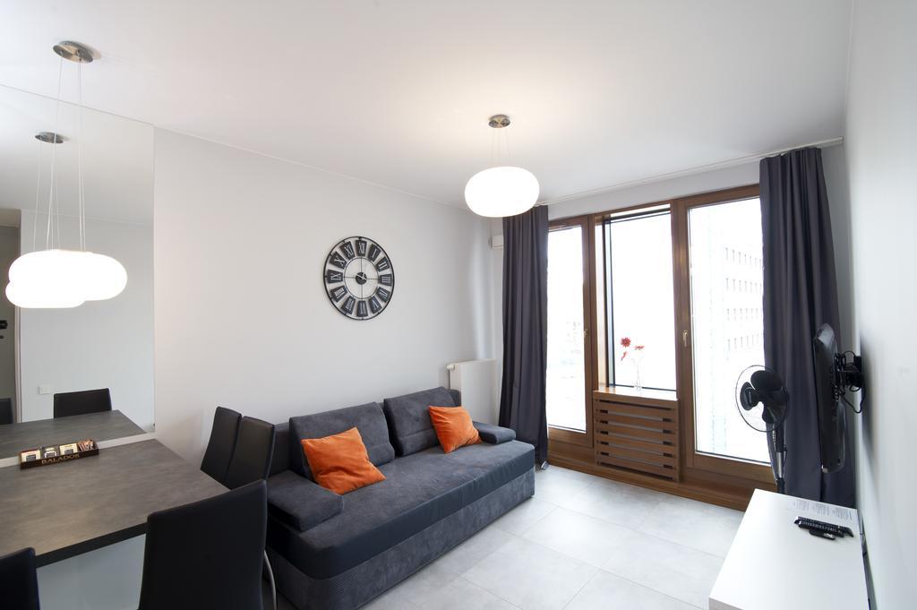 Goodnight Warsaw Apartments Dzielna 72 מראה חיצוני תמונה