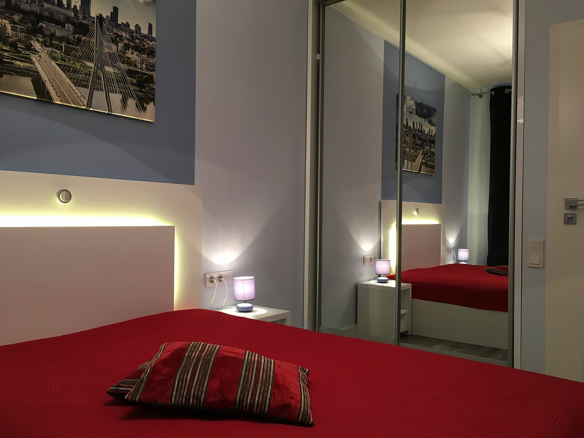 Goodnight Warsaw Apartments Dzielna 72 מראה חיצוני תמונה